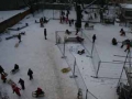 2009-01-schulhof-100-kinder-1